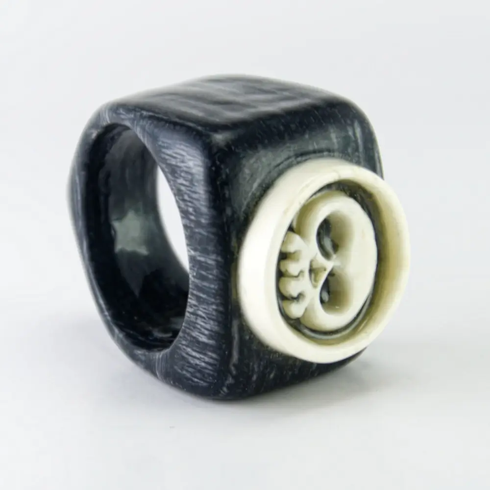 Anillo Calavera santiago Rugeles